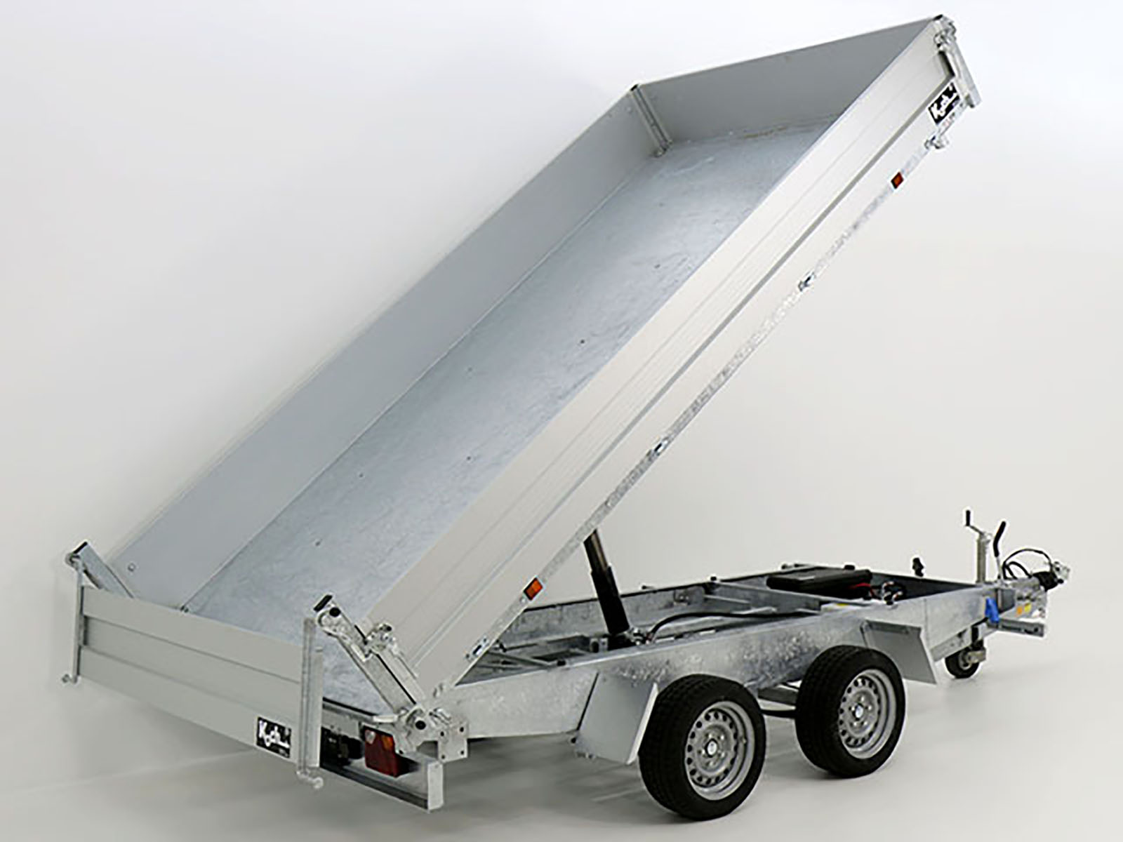 Variant Dreiseitenkipper 168×320 3,0t | E-Pumpe | Akku | Ladegerät - Neu